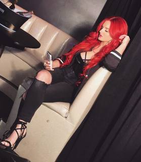 Justina Valentine feet photo thumbnail