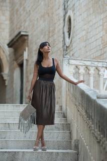 Maya Jama feet photo thumbnail