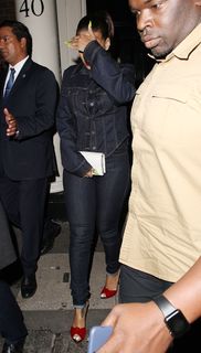 Rihanna feet photo thumbnail
