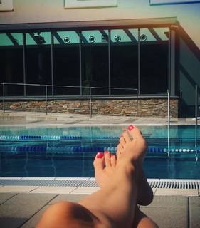 Nova Meierhenrich feet photo thumbnail