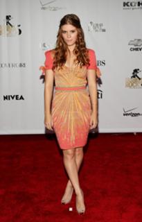 Kate Mara feet photo thumbnail