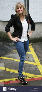Tina O'Brien feet photo thumbnail