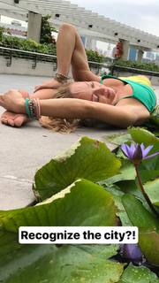 Kino MacGregor feet photo thumbnail