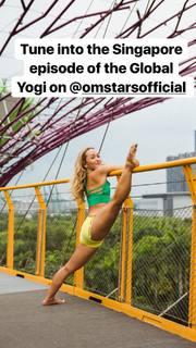 Kino MacGregor feet photo thumbnail