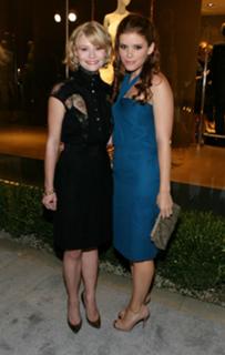 Kate Mara feet photo thumbnail