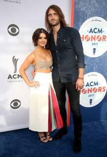Maren Morris feet photo thumbnail