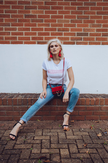 Ashley James feet photo thumbnail