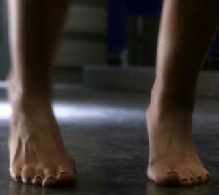 Aly Michalka feet photo thumbnail