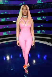 Nicki Minaj feet photo thumbnail