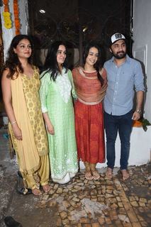 Shraddha Kapoor feet photo thumbnail