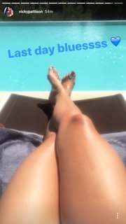 Vicky Pattison feet photo thumbnail