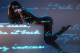 Anitta feet photo thumbnail