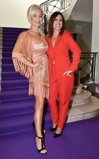 Denise Van Outen feet photo thumbnail