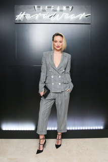 Olivia Wilde feet photo thumbnail