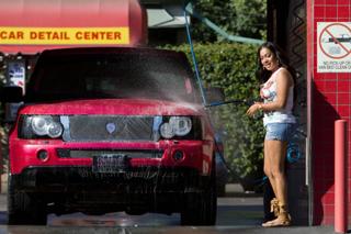 La La Anthony feet photo thumbnail