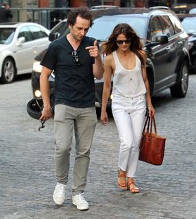 Keri Russell feet photo thumbnail