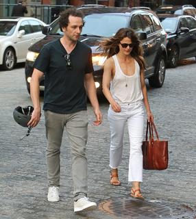 Keri Russell feet photo thumbnail