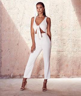 Maya Jama feet photo thumbnail