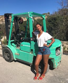 Maya Jama feet photo thumbnail