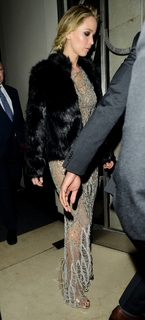 Jennifer Lawrence feet photo thumbnail