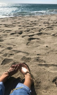 Arielle Kebbel feet photo thumbnail