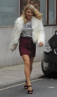 Mollie King feet photo thumbnail