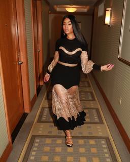 Nicki Minaj feet photo thumbnail