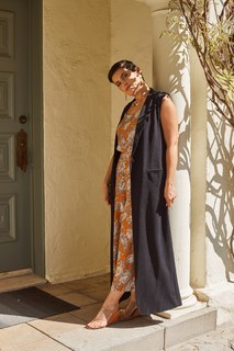 Nelly Furtado feet photo thumbnail