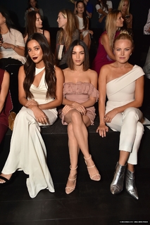 Jenna Dewan feet photo thumbnail