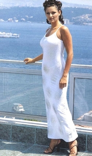Pinar Altug feet photo thumbnail