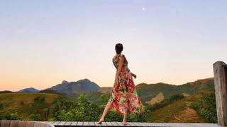 Camila Queiroz feet photo thumbnail