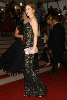 Drew Barrymore feet photo thumbnail