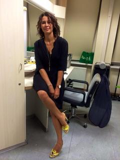 Anna Popek feet photo thumbnail