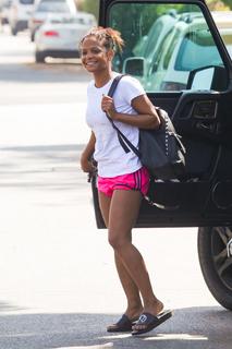 Christina Milian feet photo thumbnail