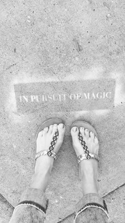 Arielle Kebbel feet photo thumbnail