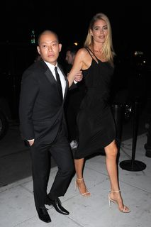 Doutzen Kroes feet photo thumbnail