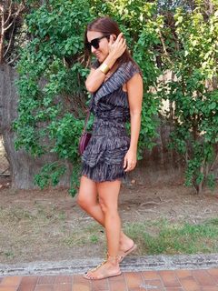 Paula Echevarría feet photo thumbnail