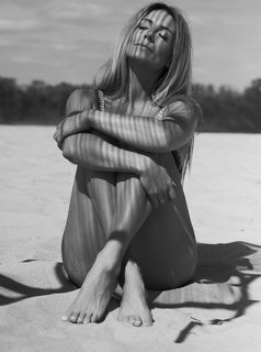 Malgorzata Rozenek feet photo thumbnail
