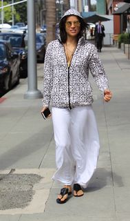 Michelle Rodriguez feet photo thumbnail