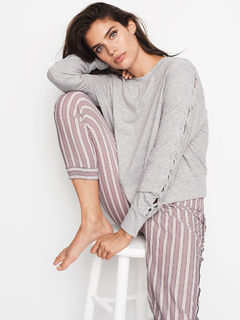Sara Sampaio feet photo thumbnail