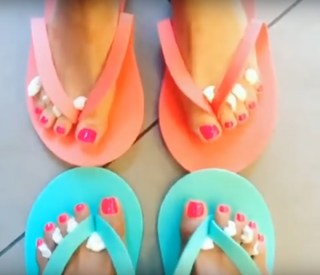 Shay Mitchell feet photo thumbnail