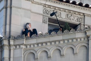 Cara Delevingne feet photo thumbnail