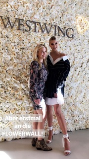 Lena Gercke feet photo thumbnail