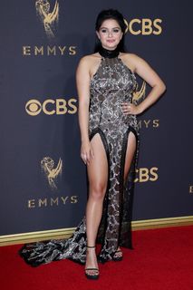 Ariel Winter feet photo thumbnail