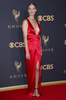 Yvonne Strahovski feet photo thumbnail