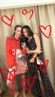 Kathryn Newton feet photo thumbnail