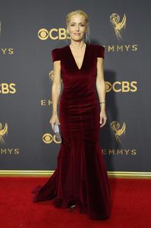 Gillian Anderson feet photo thumbnail