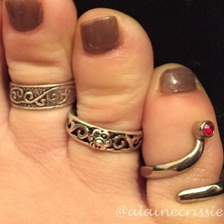Alaine Crissiê feet photo thumbnail