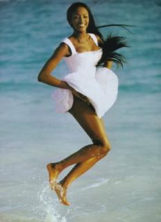 Naomi Campbell feet photo thumbnail