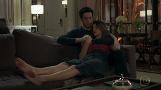 Camila Queiroz feet photo thumbnail